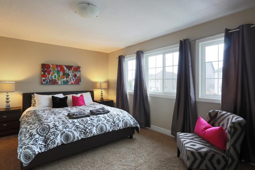 Boardwalk Homes - Executive Guest Rooms & Townhomes Kitchener Quarto foto