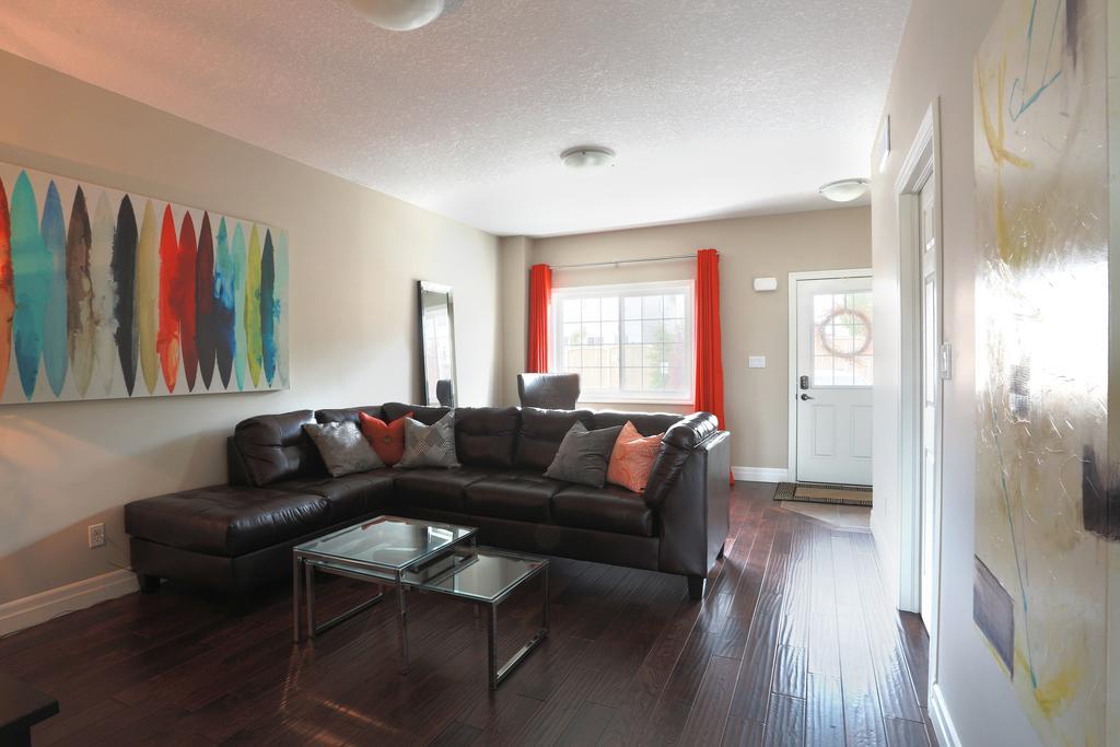 Boardwalk Homes - Executive Guest Rooms & Townhomes Kitchener Quarto foto