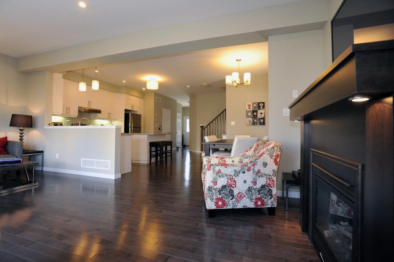 Boardwalk Homes - Executive Guest Rooms & Townhomes Kitchener Quarto foto